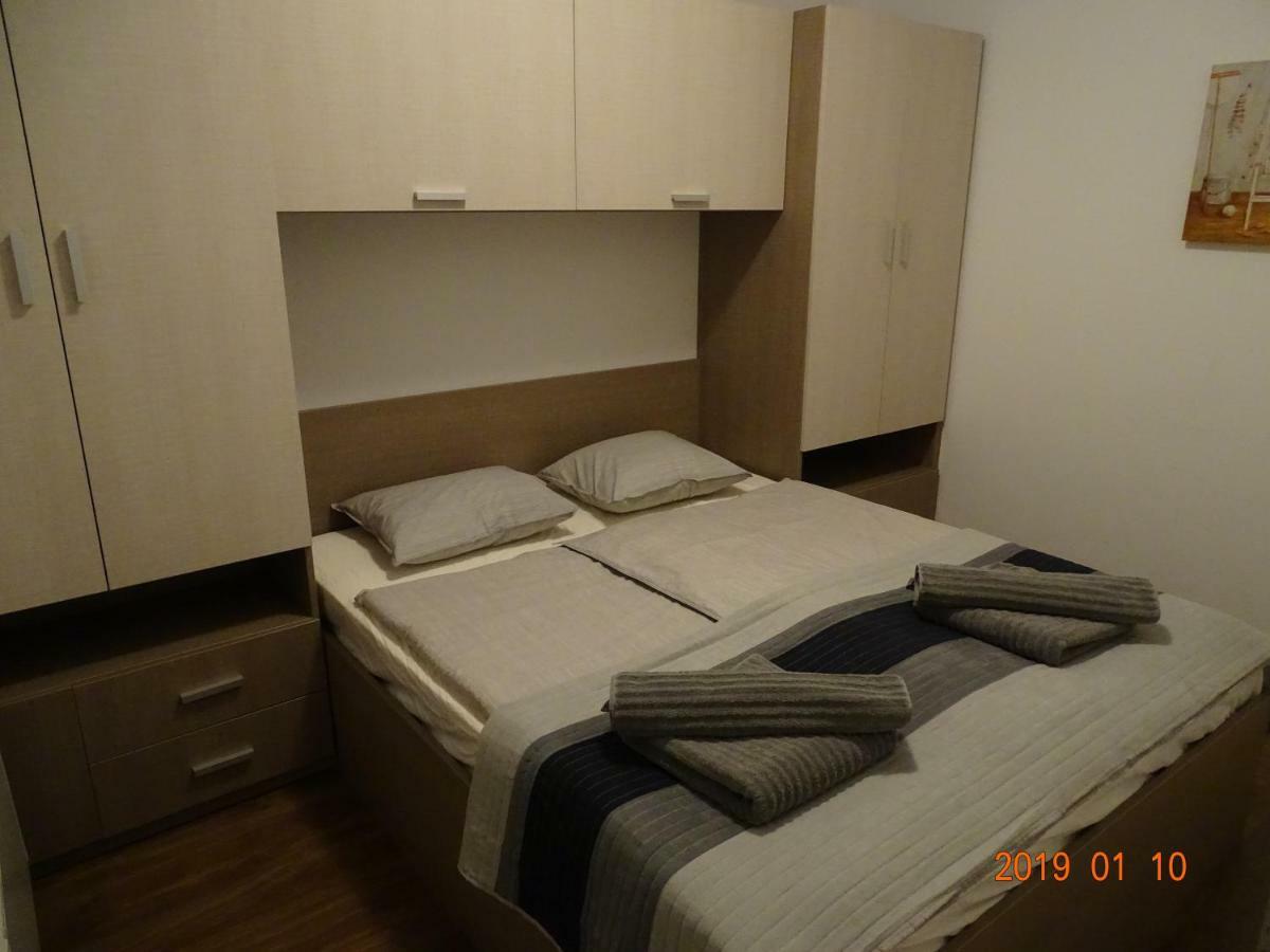 Galeriusbeach Deluxe Apartment Siófok Esterno foto