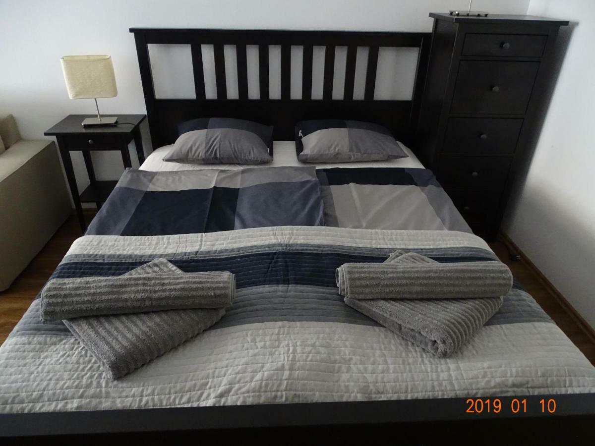 Galeriusbeach Deluxe Apartment Siófok Esterno foto